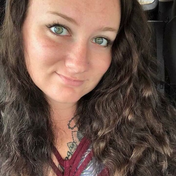 Meet your Posher, Jenny - Picture 7 of 8